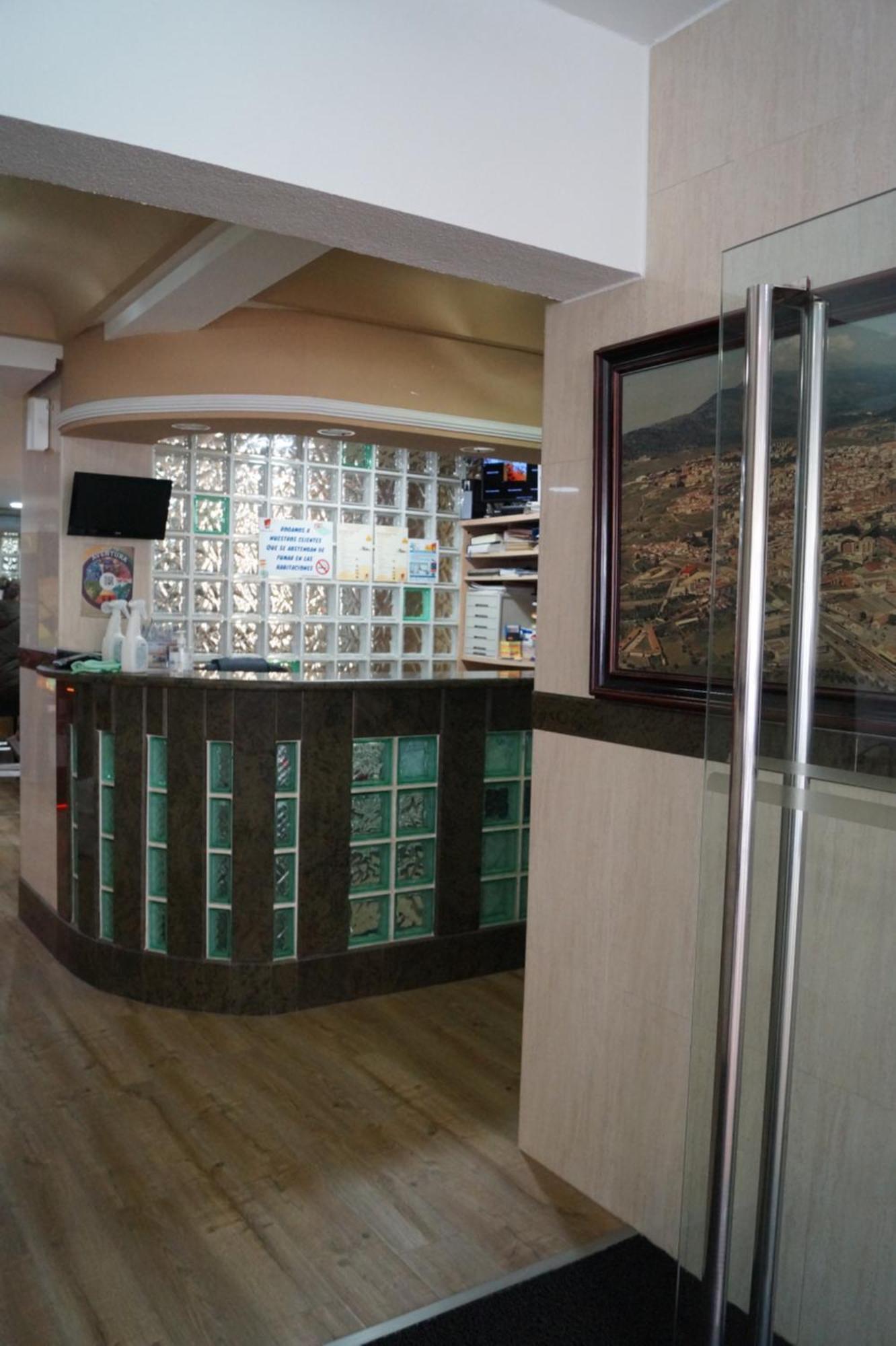 Hostal Real ปลาเซนเซีย ภายนอก รูปภาพ
